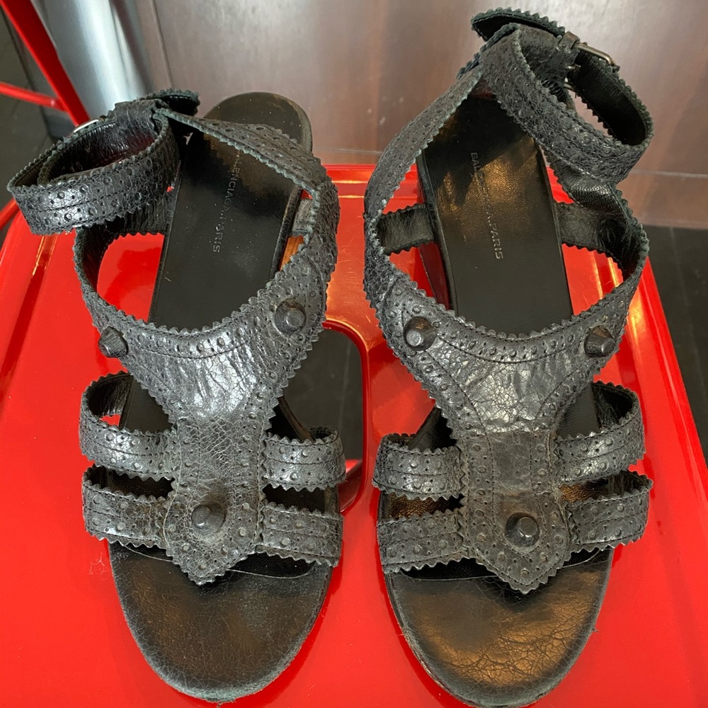 Balenciaga Gladiator small wedge flats size 7